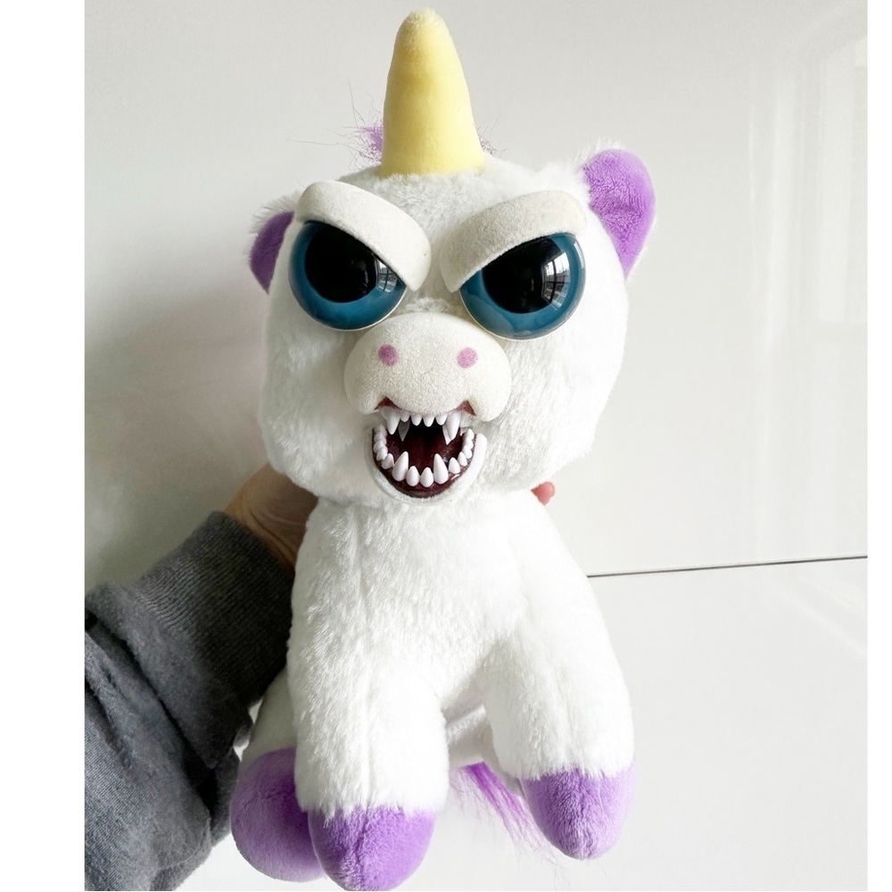 Feisty Pets Glenda Glitterpoops unicorn